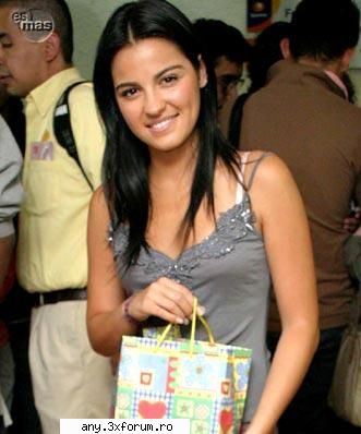 GALERIE DE POZE - anahi_dulce - MAITE